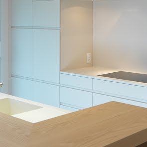 KAWA Design AG ihr Spezialist für Design Badmöbel :: Badezimmermöbel, Duschkabinen, Waschbecken, Sur