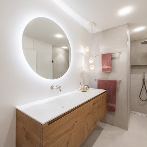 Freiraum und Leichtigkeit im Bad... - KAWA Design AG :: Küchen Raum Bäder, Sursee, Willisau, Luzern, Zofingen