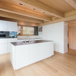 High-End-Küche im warmen Ambiente ... - KAWA Design AG :: Küchen Raum Bäder, Sursee, Willisau, Luzern, Zofingen