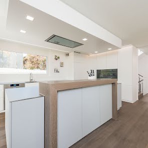 Küche und mehr in Hildisrieden - KAWA Design AG :: Küchen Raum Bäder, Sursee, Willisau, Luzern, Zofingen