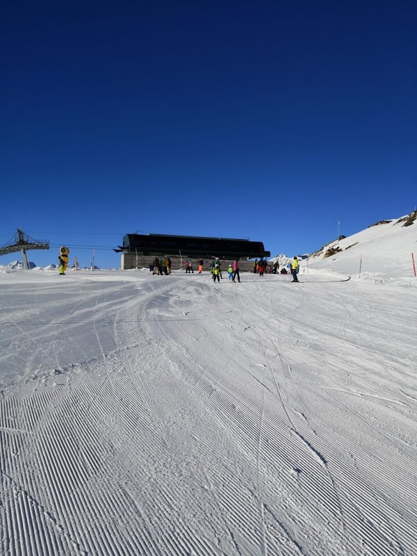 Skitag in Andermatt-Sedrun