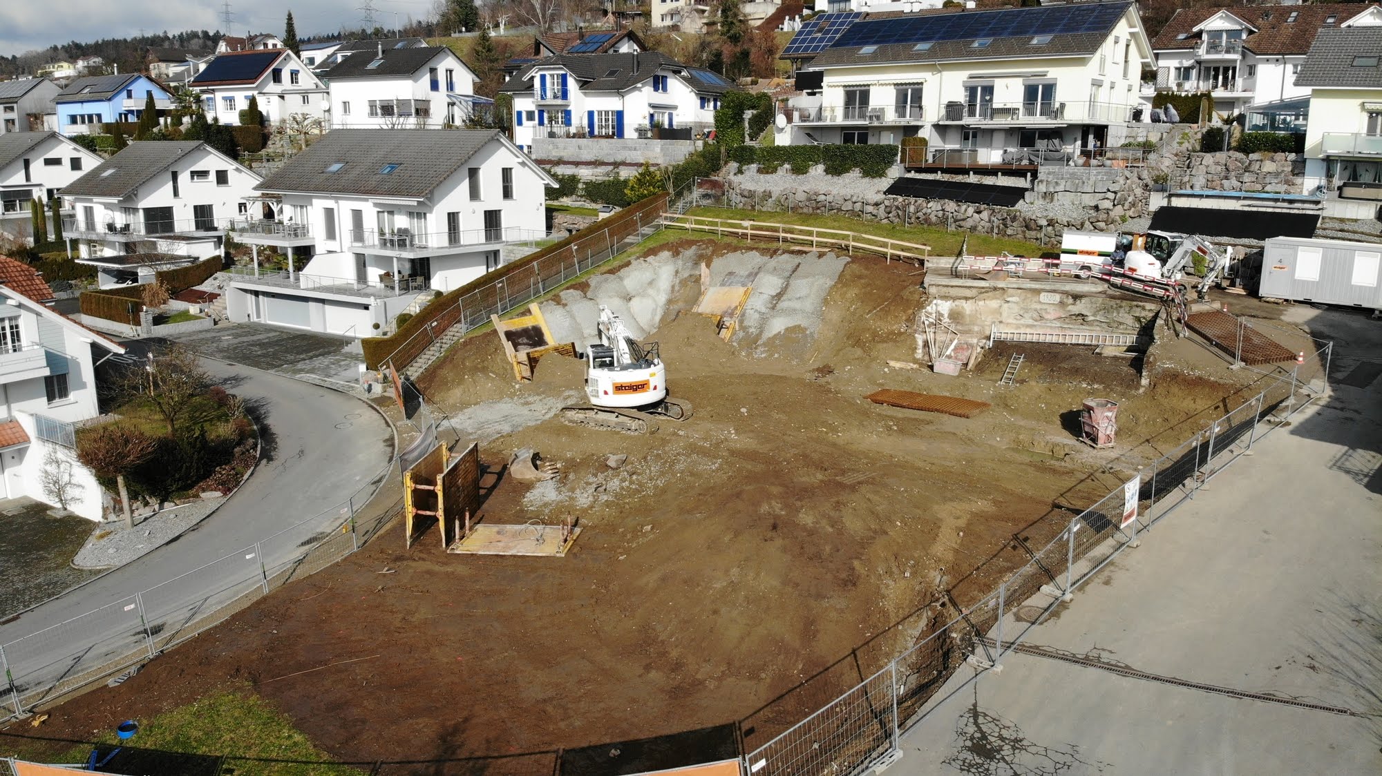 Neubau Wohn- & Gewerbegebäude